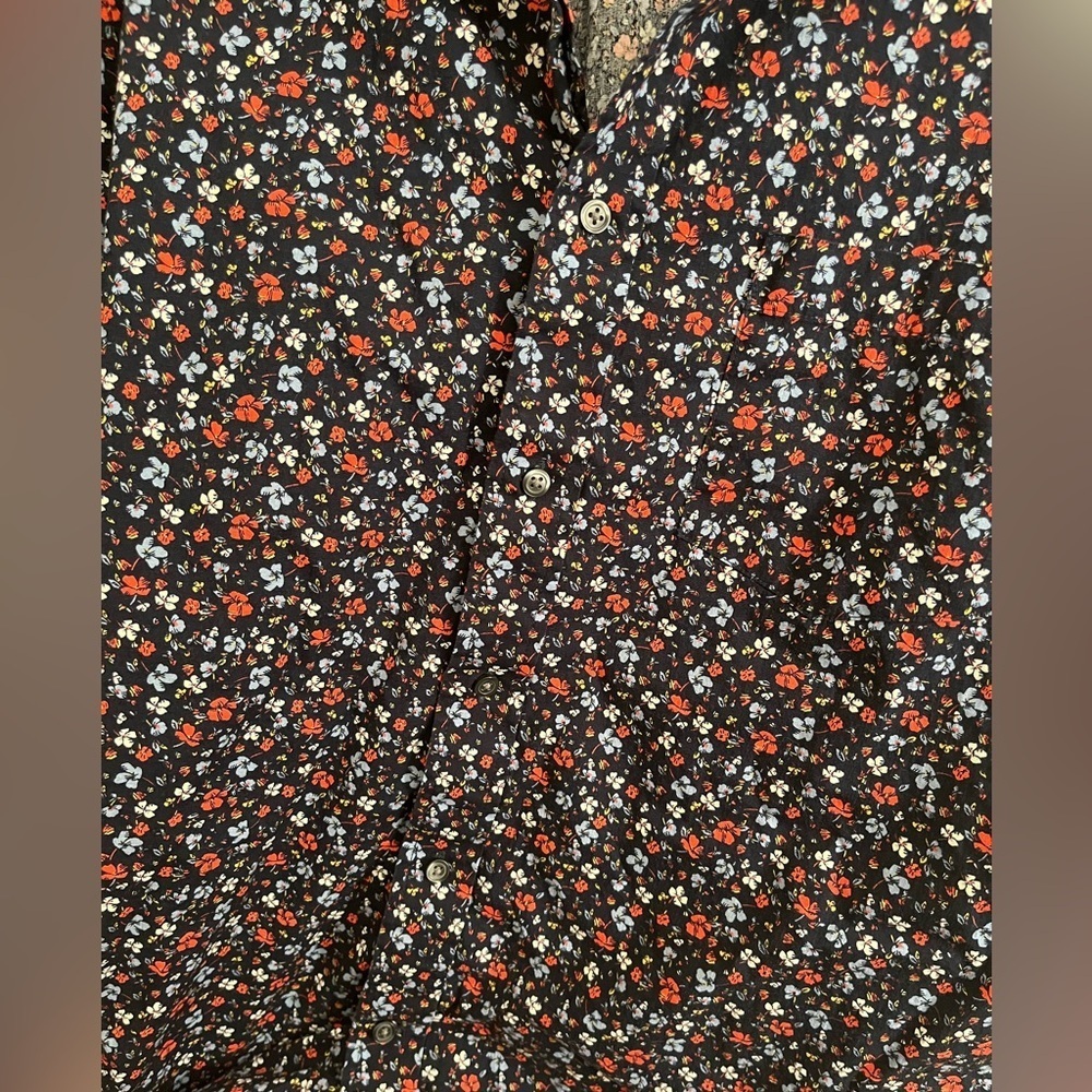 Floral Button Down - Picture 5 of 8